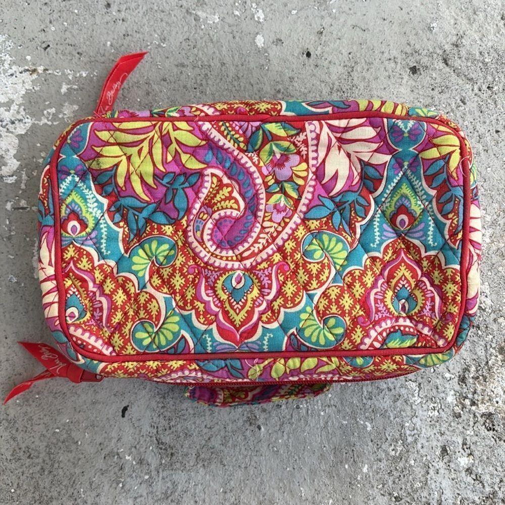 Vera Bradley travel toiletry kit - Picture 4 of 11